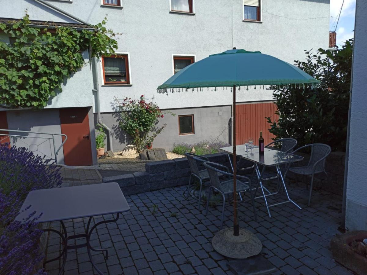 Romantische Ferienwohnung Rheingold 50 Qm Fuer 2 Bis 4 P Bacharach Exterior foto